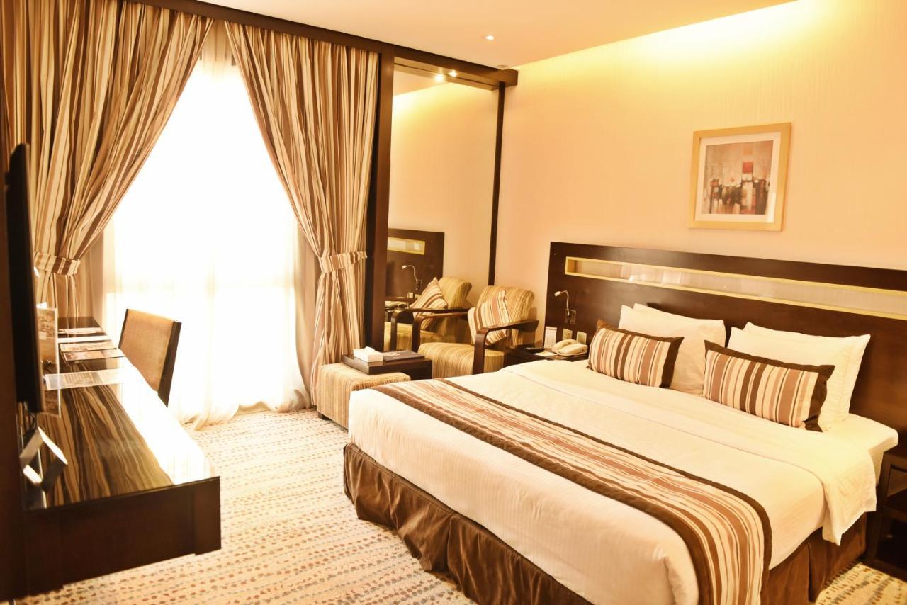 Golden Tulip Bahrain Otel Manama Dış mekan fotoğraf