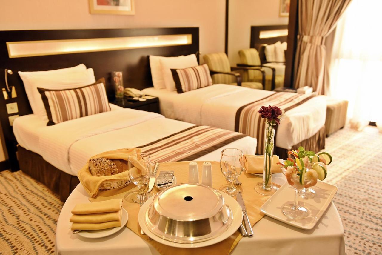 Golden Tulip Bahrain Otel Manama Dış mekan fotoğraf