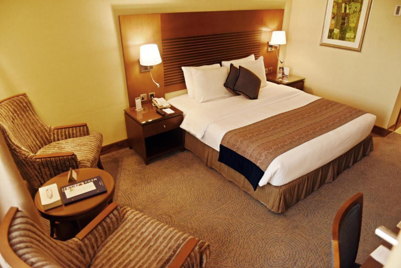 Golden Tulip Bahrain Otel Manama Dış mekan fotoğraf