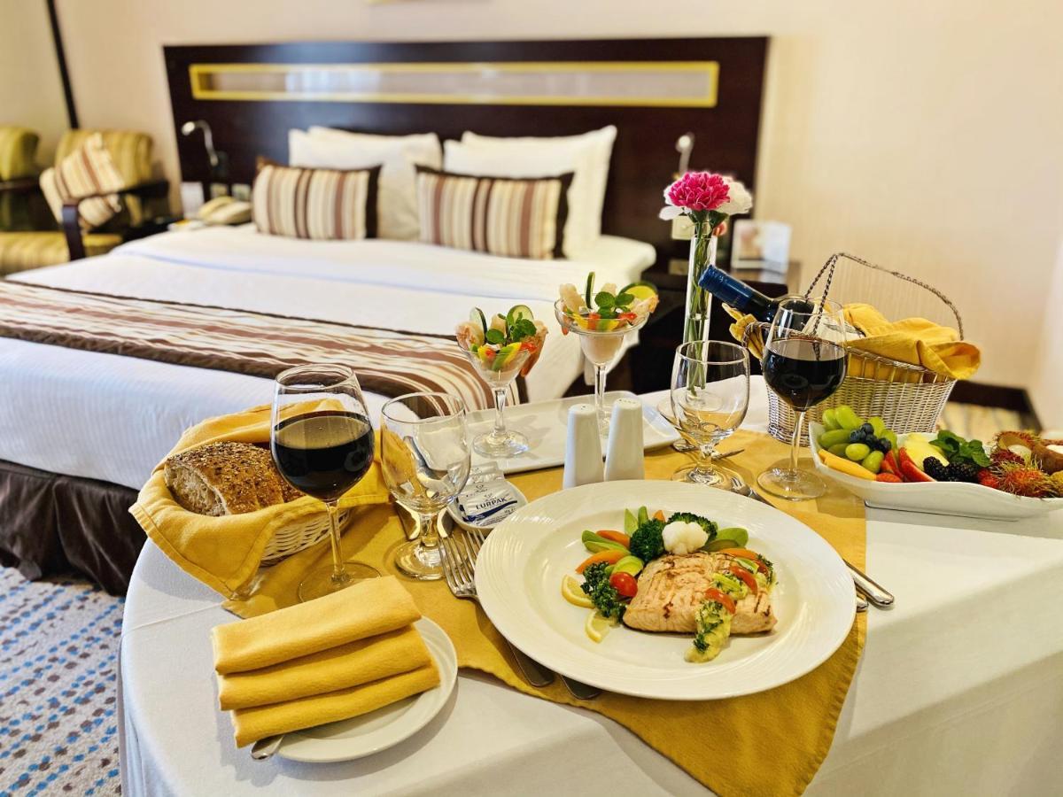 Golden Tulip Bahrain Otel Manama Dış mekan fotoğraf